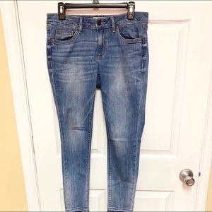 Womens midrise SOMOMA ankle skinny’s